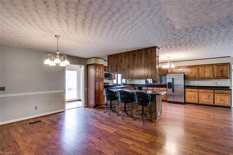 3943 Creekview Dr, Trinity, NC 27370 photo 14