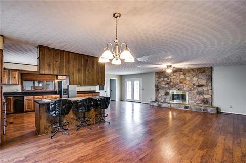 3943 Creekview Dr, Trinity, NC 27370 photo 13