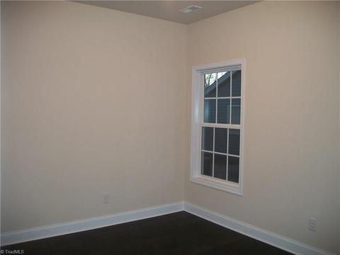 757 Forester Ct, High Point, NC 27265 photo 5