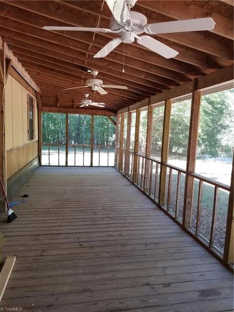 5350 Loop Rd, Clemmons, NC 27012 photo 4