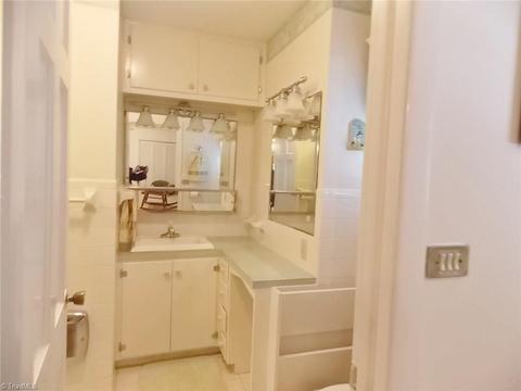 715 N Main St, Dobson, NC 27017 photo 15