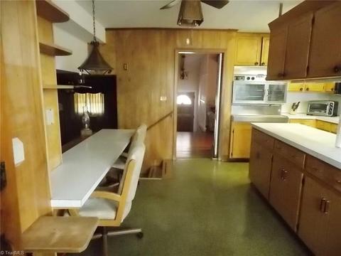 715 N Main St, Dobson, NC 27017 photo 9