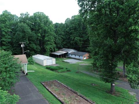 715 N Main St, Dobson, NC 27017 photo 3