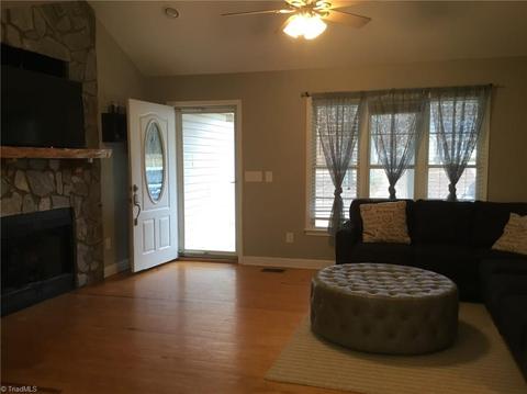 4263 Fox St, Randleman, NC 27317 photo 4