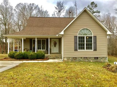 4263 Fox St, Randleman, NC 27317 photo 1