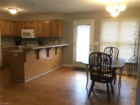 4263 Fox St, Randleman, NC 27317 photo 9