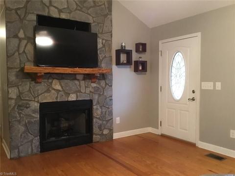 4263 Fox St, Randleman, NC 27317 photo 3