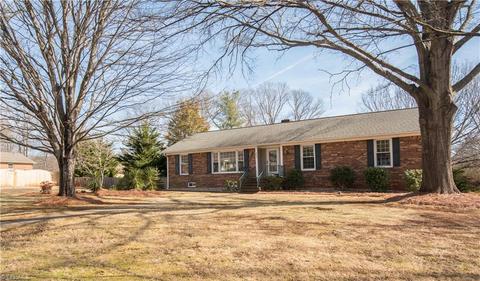 545 Drumheller Rd, Clemmons, NC 27012 photo 1