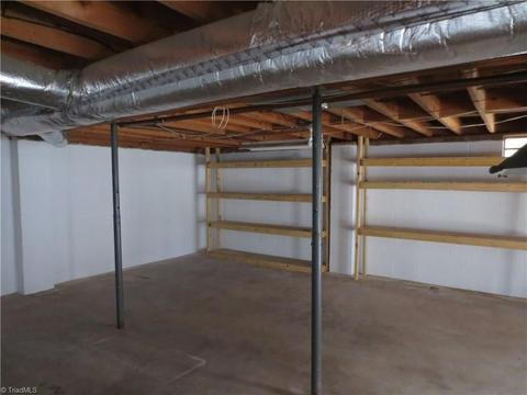 6830 August Dr, Clemmons, NC 27012 photo 10