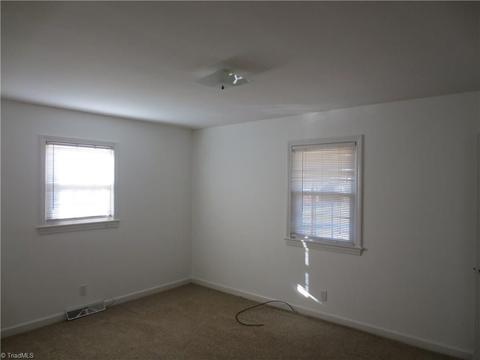 6830 August Dr, Clemmons, NC 27012 photo 8