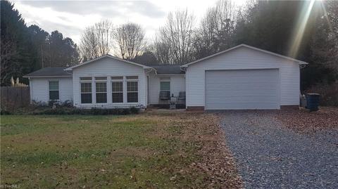 4781 Cashatt Rd, Trinity, NC 27370 photo 1