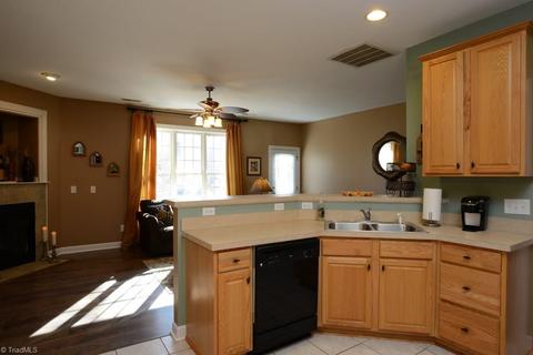 660 Nova Ave, High Point, NC 27265 photo 10