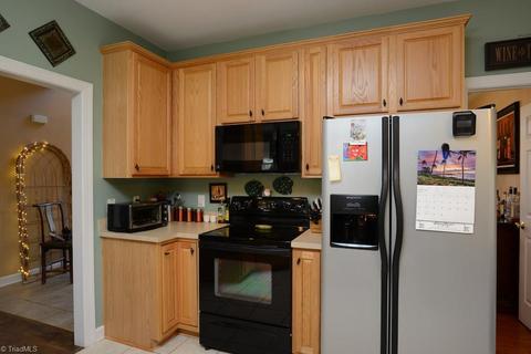 660 Nova Ave, High Point, NC 27265 photo 9