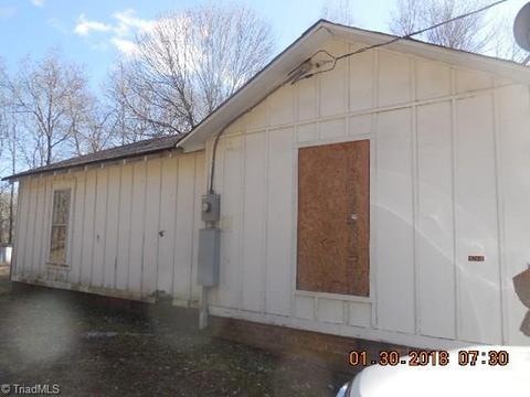 4764 Link Ct, Trinity, NC 27370 photo 4