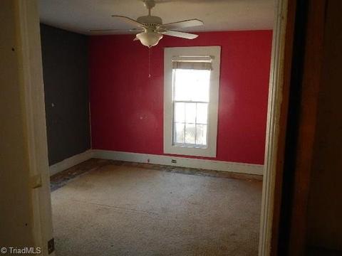 4764 Link Ct, Trinity, NC 27370 photo 9