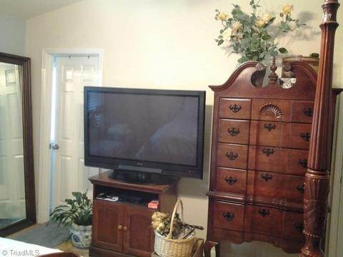 6519 Ashebrook Dr, High Point, NC 27265 photo 15