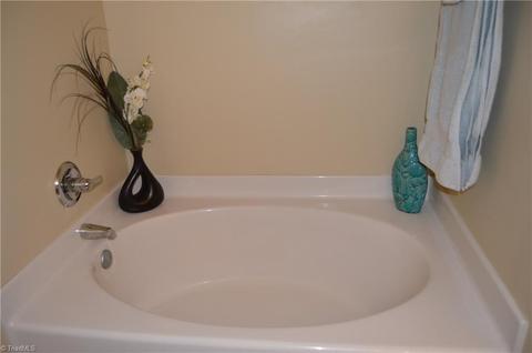 2796 Waterstone Loop, High Point, NC 27265 photo 14