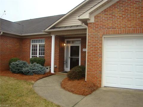 413 Northbridge Dr, High Point, NC 27265 photo 1