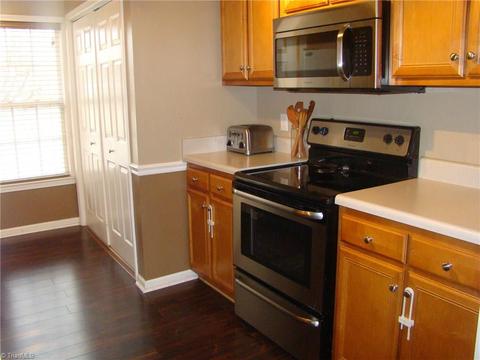 3899 Range Crest Ct, High Point, NC 27265 photo 11