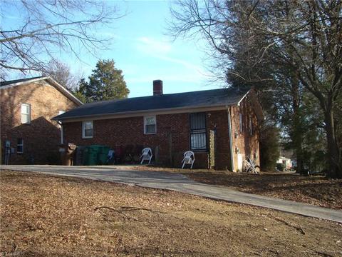1903 Blain St, High Point, NC 27265 photo 2