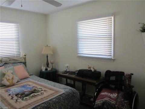 302 S 3rd Ave, Mayodan, NC 27027 photo 8