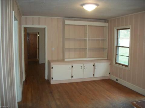 448 Broad St, Denton, NC 27239 photo 12