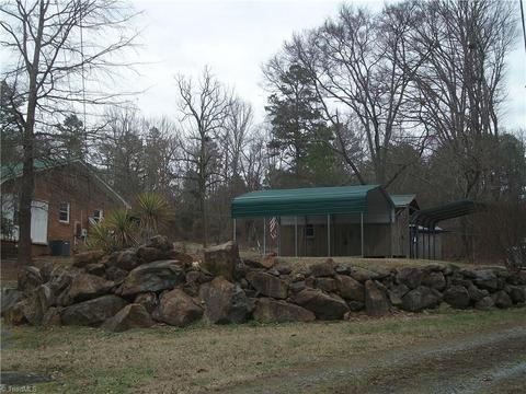 448 Broad St, Denton, NC 27239 photo 7