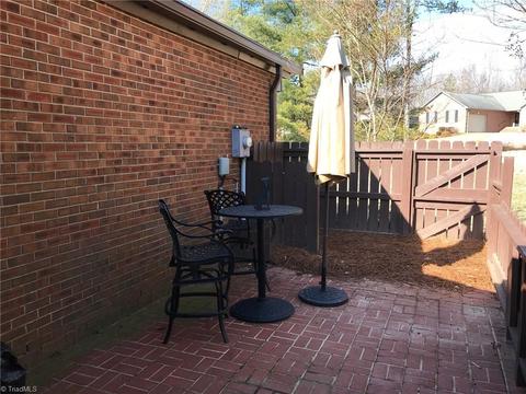 1131 Gatehouse Rd, High Point, NC 27262 photo 18
