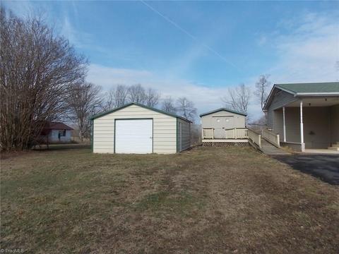1627 Prison Camp Rd, Dobson, NC 27017 photo 3