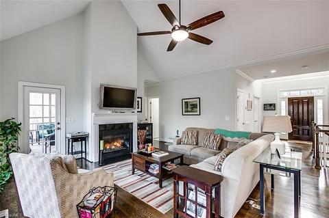355 Sirocco Dr E, Denton, NC 27239 photo 7