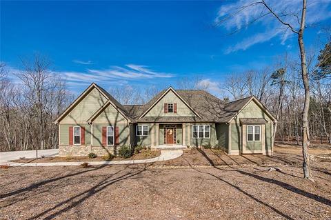 355 Sirocco Dr E, Denton, NC 27239 photo 1