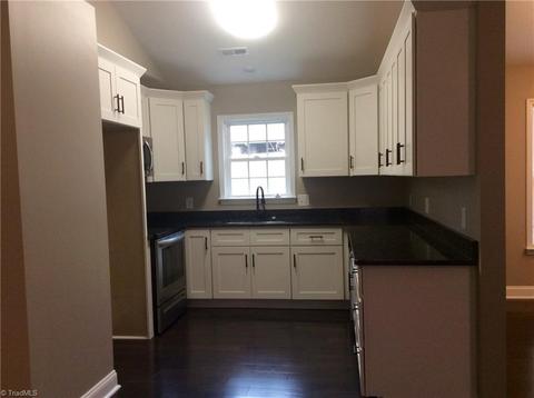 2255 Regency Dr, Randleman, NC 27317 photo 5