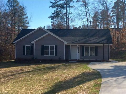 2444 Regency Dr, Randleman, NC 27317 photo 1