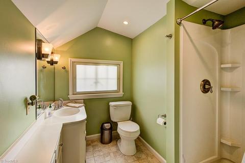 419 Edgedale Dr, High Point, NC 27262 photo 20