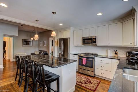 419 Edgedale Dr, High Point, NC 27262 photo 8