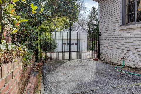 419 Edgedale Dr, High Point, NC 27262 photo 21