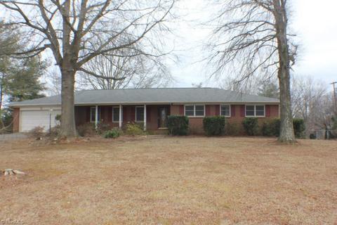 150 Devotion Rd, Thurmond, NC 28683 photo 1