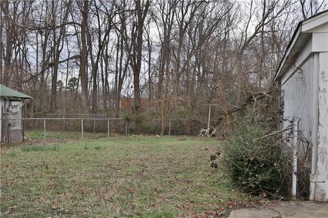 106 Chase Ave, High Point, NC 27260 photo 5