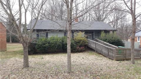 203 Hampton Dr, High Point, NC 27265 photo 1