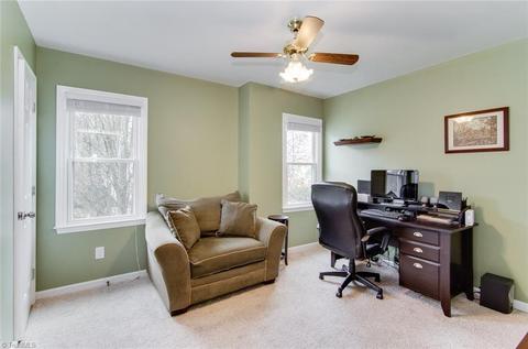 3231 Sparrowhawk Dr, High Point, NC 27265 photo 11