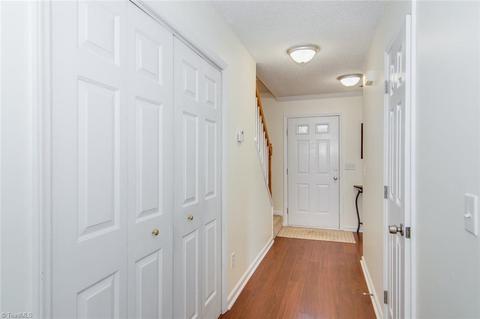 3231 Sparrowhawk Dr, High Point, NC 27265 photo 3