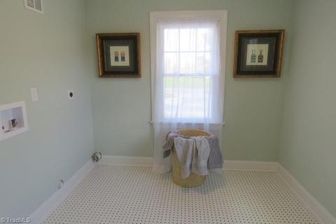 8529 Lasater Rd, Clemmons, NC 27012 photo 11