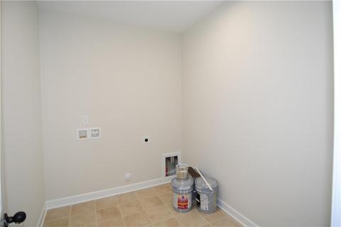 501 Rollingbrook Ct, Clemmons, NC 27012 photo 21