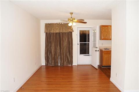 624 Paramount St, High Point, NC 27260 photo 3