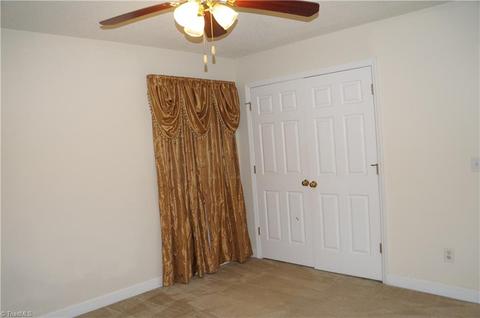 624 Paramount St, High Point, NC 27260 photo 11