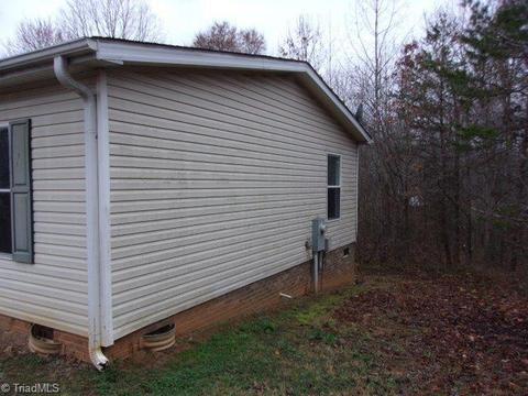 125 Gem Stone Loop, Summerfield, NC 27358 photo 2