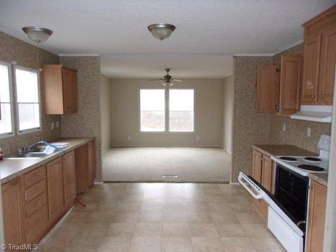 125 Gem Stone Loop, Summerfield, NC 27358 photo 10