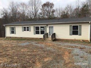125 Gem Stone Loop, Summerfield, NC 27358 photo 1