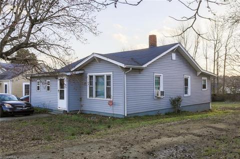 2414 Dane St, High Point, NC 27263 photo 1