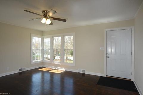 3314 Pine Valley Rd, High Point, NC 27265 photo 2